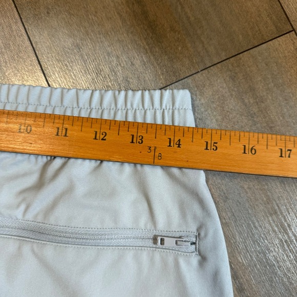 Uniqlo Ultra Stretch Active Jogger Pants Mens Medium Light Gray Slim Fit Yoga O6 - Picture 5 of 7